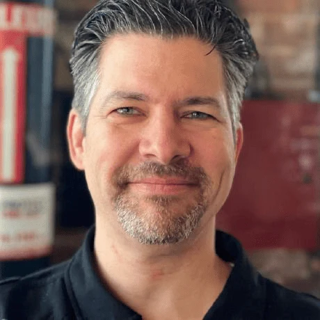 Gregory Luneau